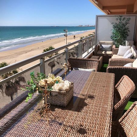 Luxury Oceanfront Triplex In Cadiz Apartment Exterior photo